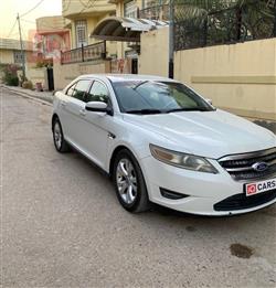 Ford Taurus